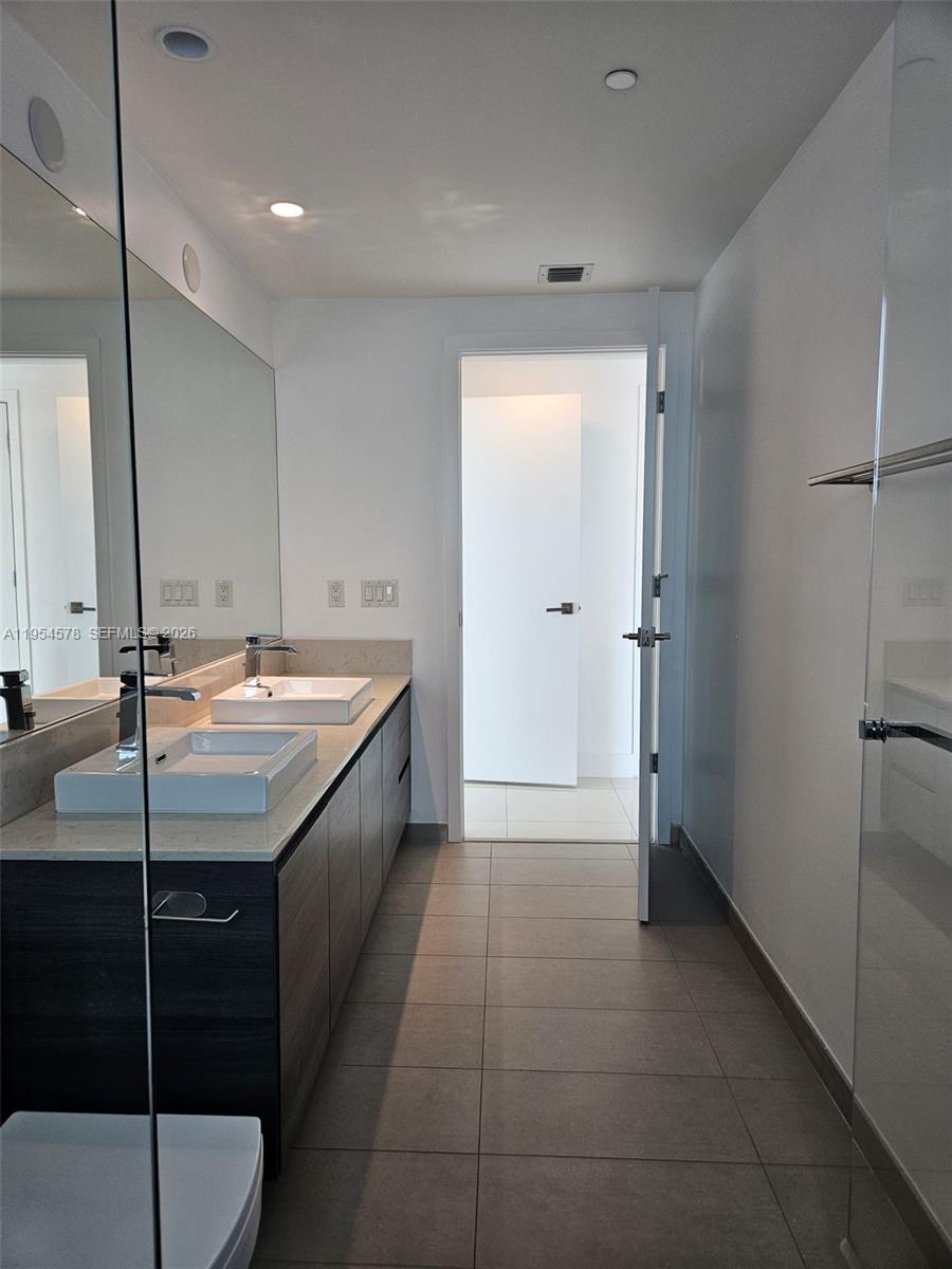 1080 Brickell Ave #1500, Miami FL 33131