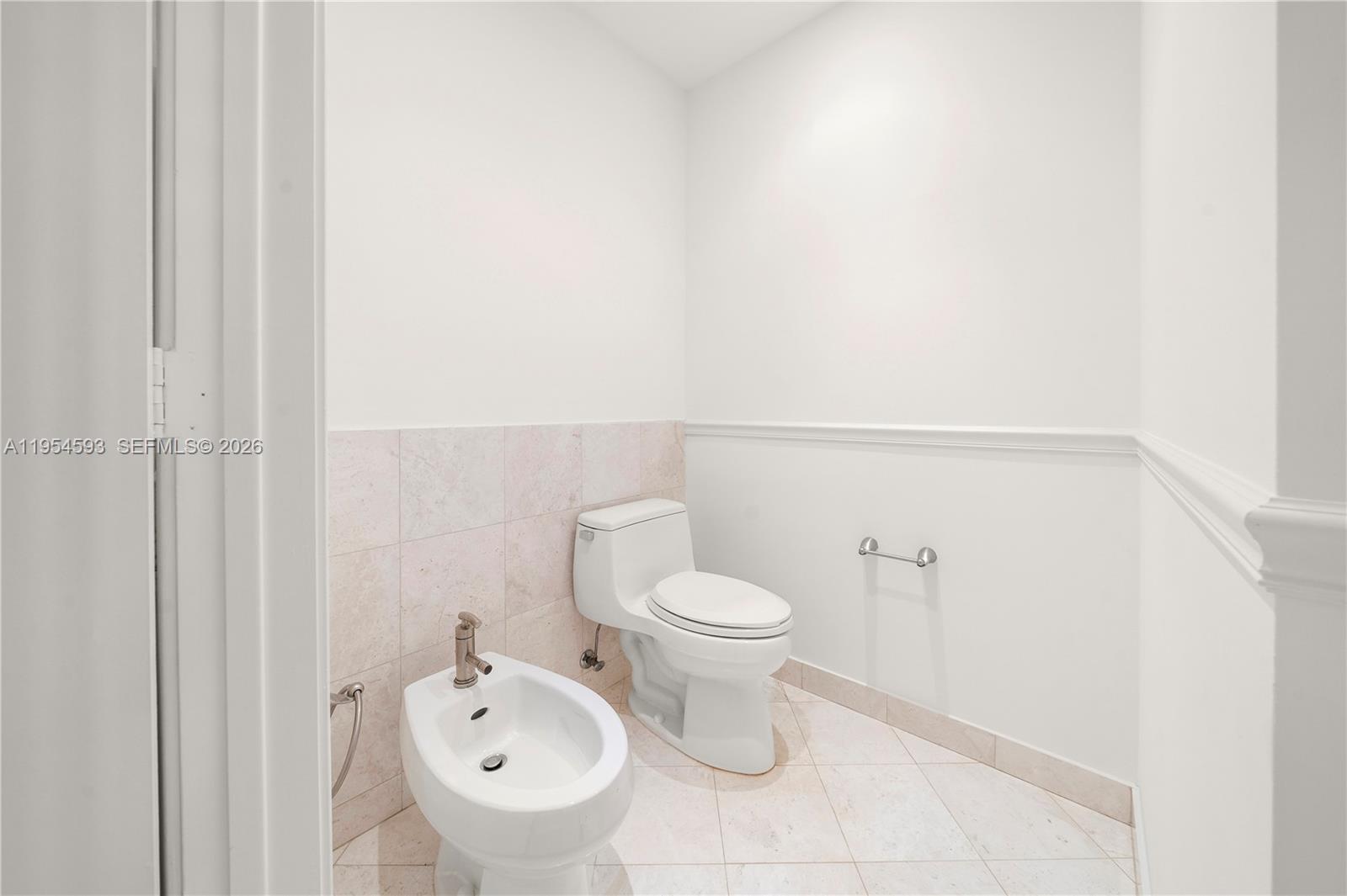901 Brickell Key Blvd #3706, Miami FL 33131