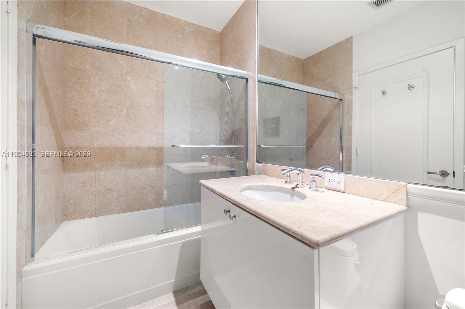 901 Brickell Key Blvd #3706, Miami FL 33131