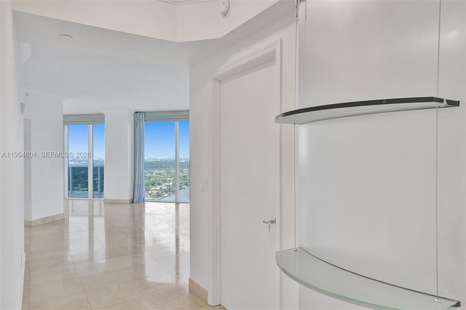 4775 Collins Ave #3007, Miami Beach FL 33140