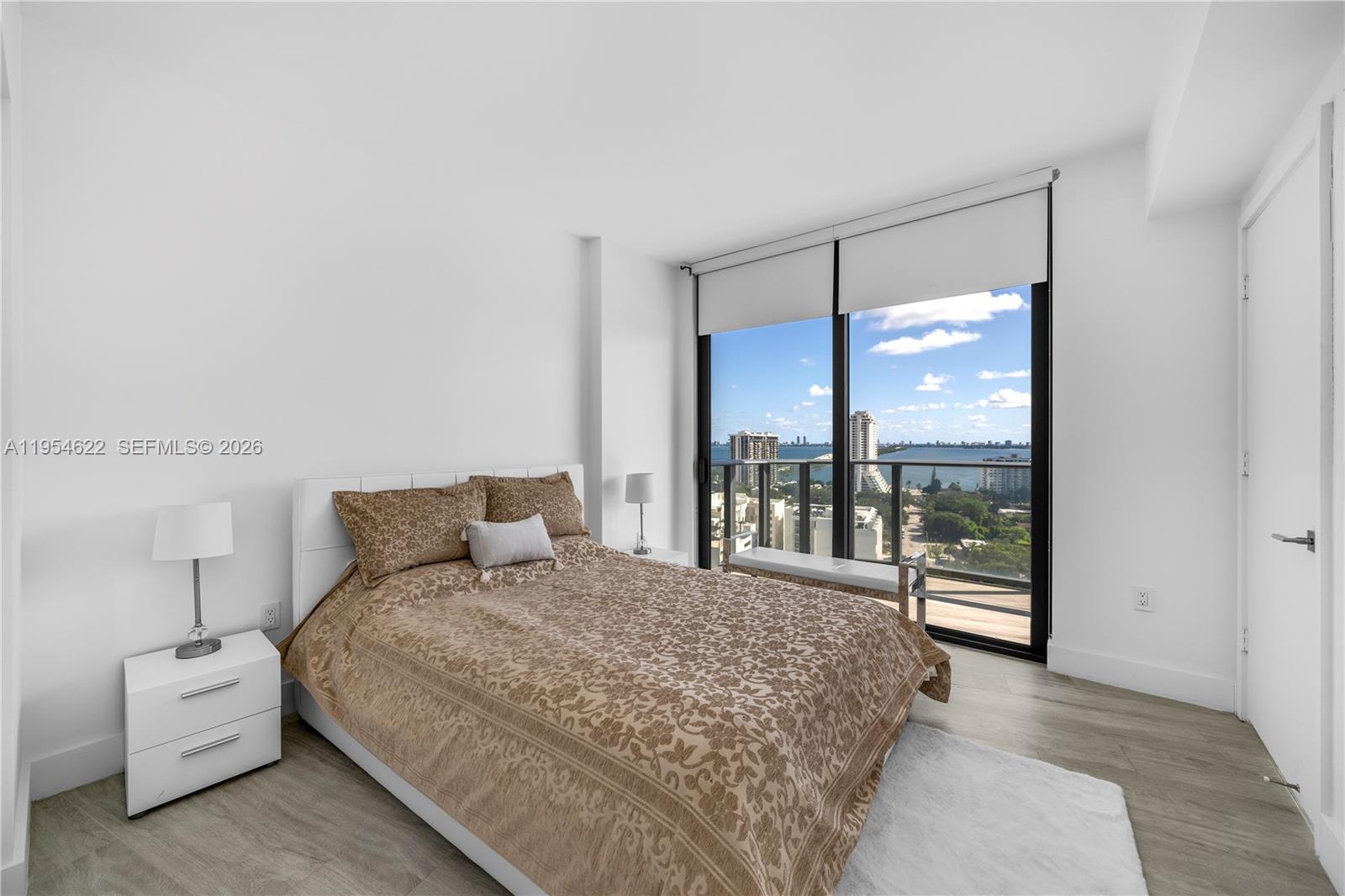 121 NE 34th St #1704, Miami FL 33137