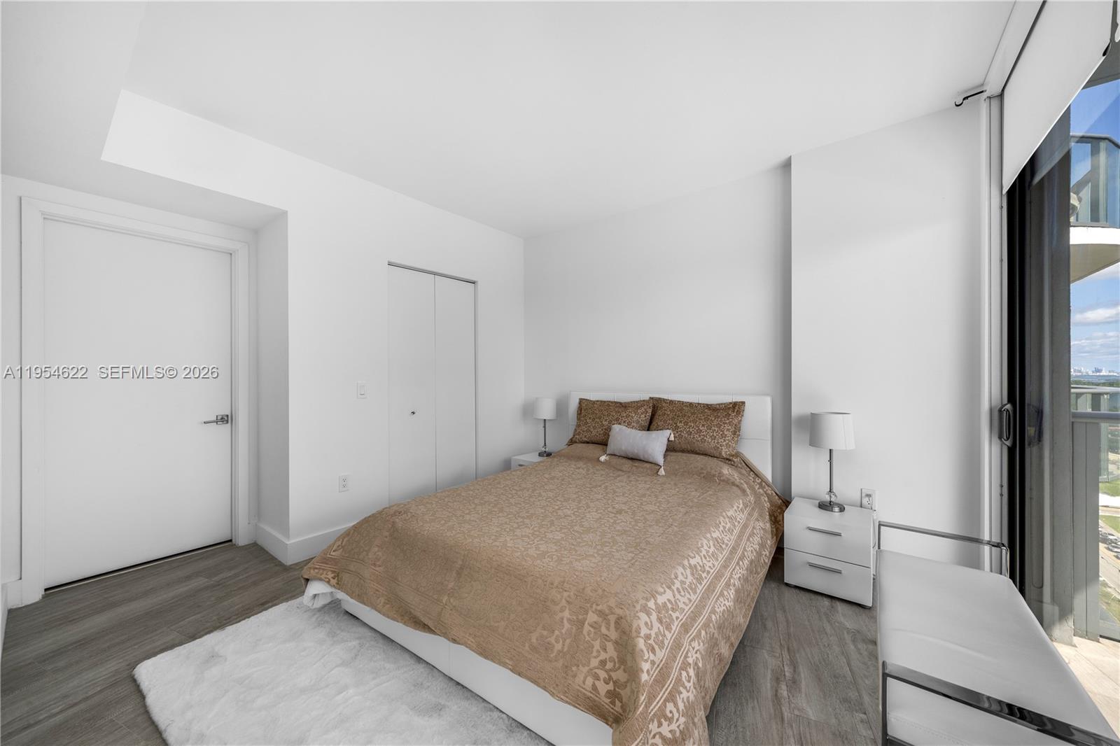 121 NE 34th St #1704, Miami FL 33137