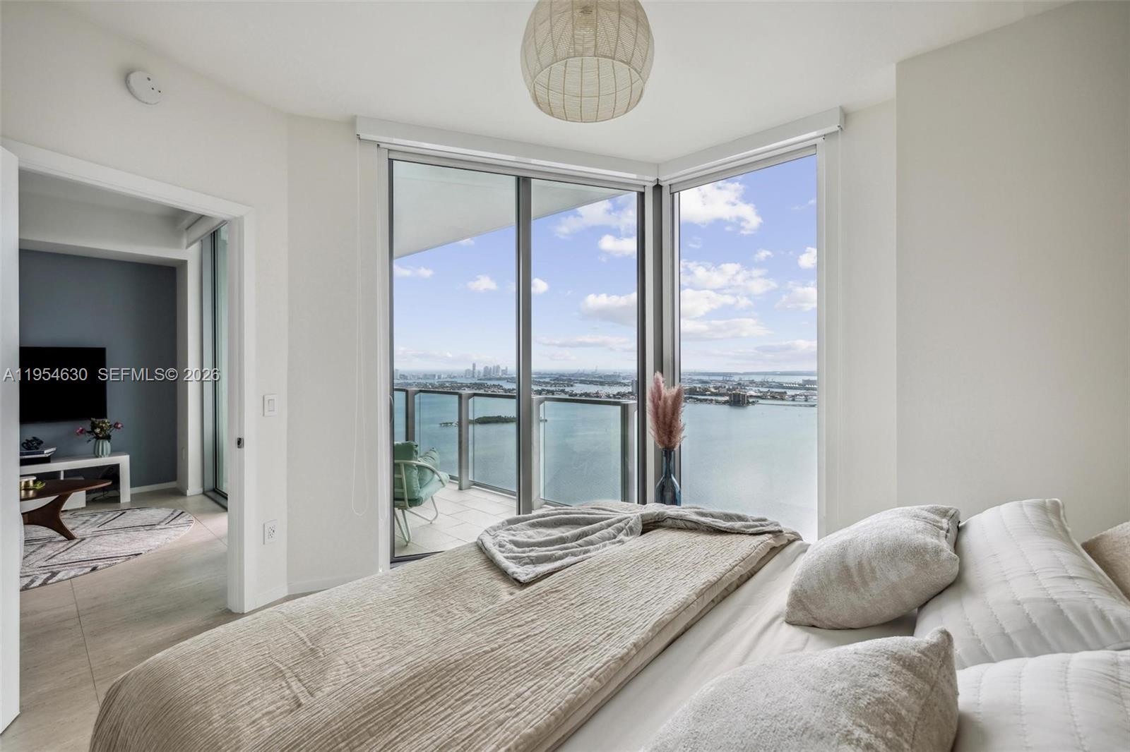 2900 NE 7th Ave #4208, Miami FL 33137