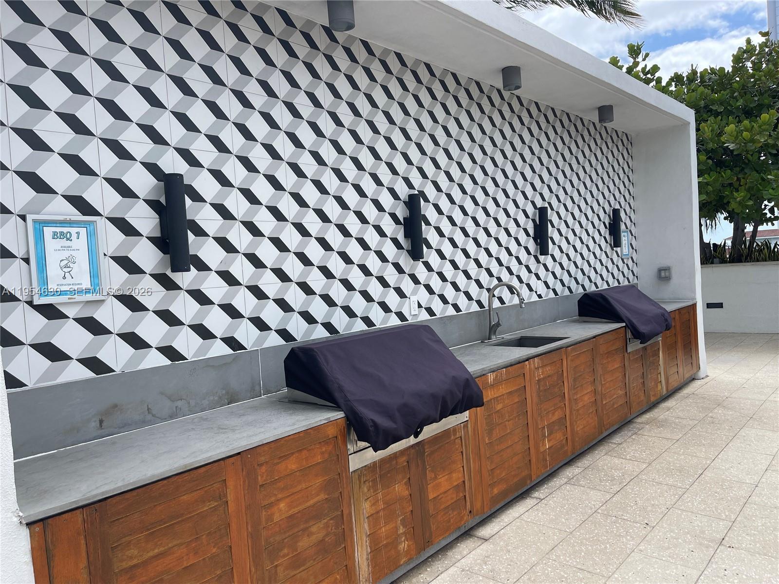 2900 NE 7th Ave #4208, Miami FL 33137