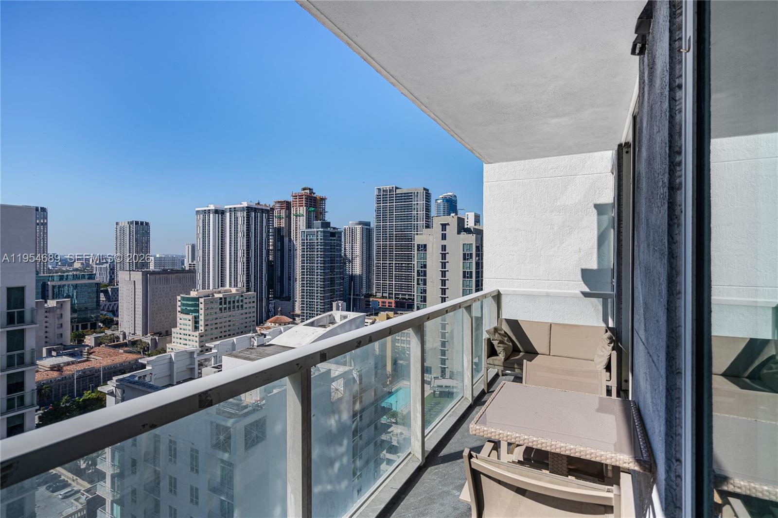 253 NE 2nd St #3104, Miami FL 33132