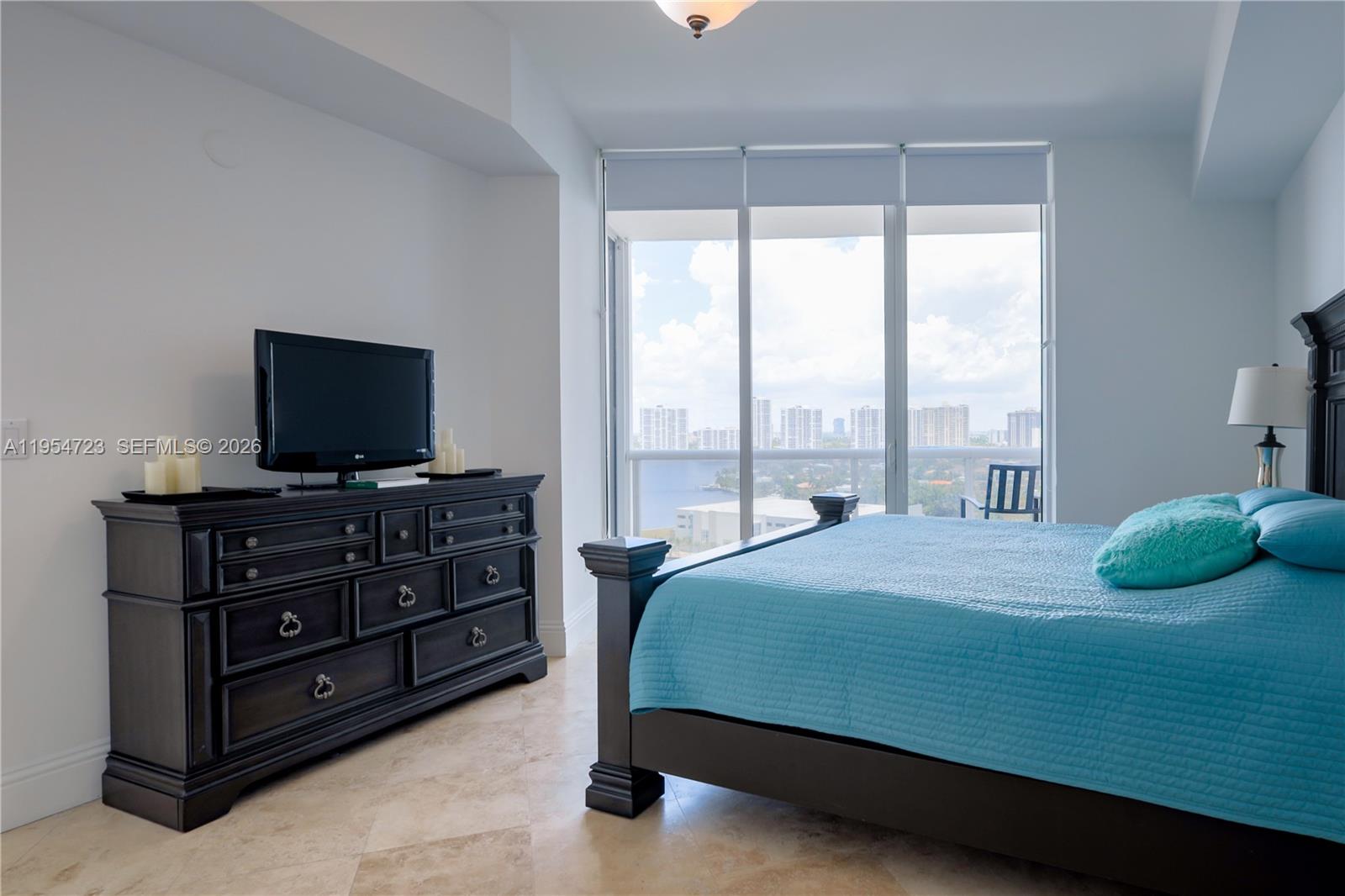 18101 Collins Ave #1703, Sunny Isles Beach FL 33160