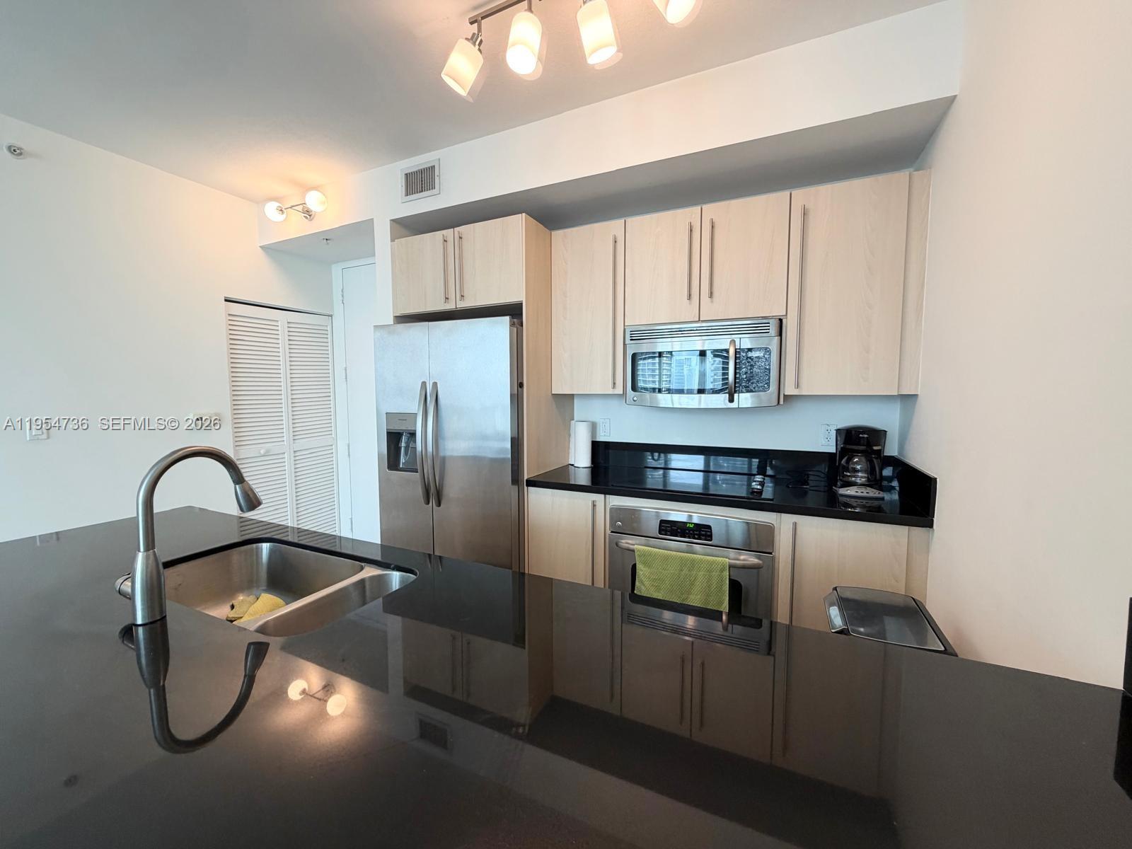 1111 SW 1 AV #3022-N, Miami FL 33130