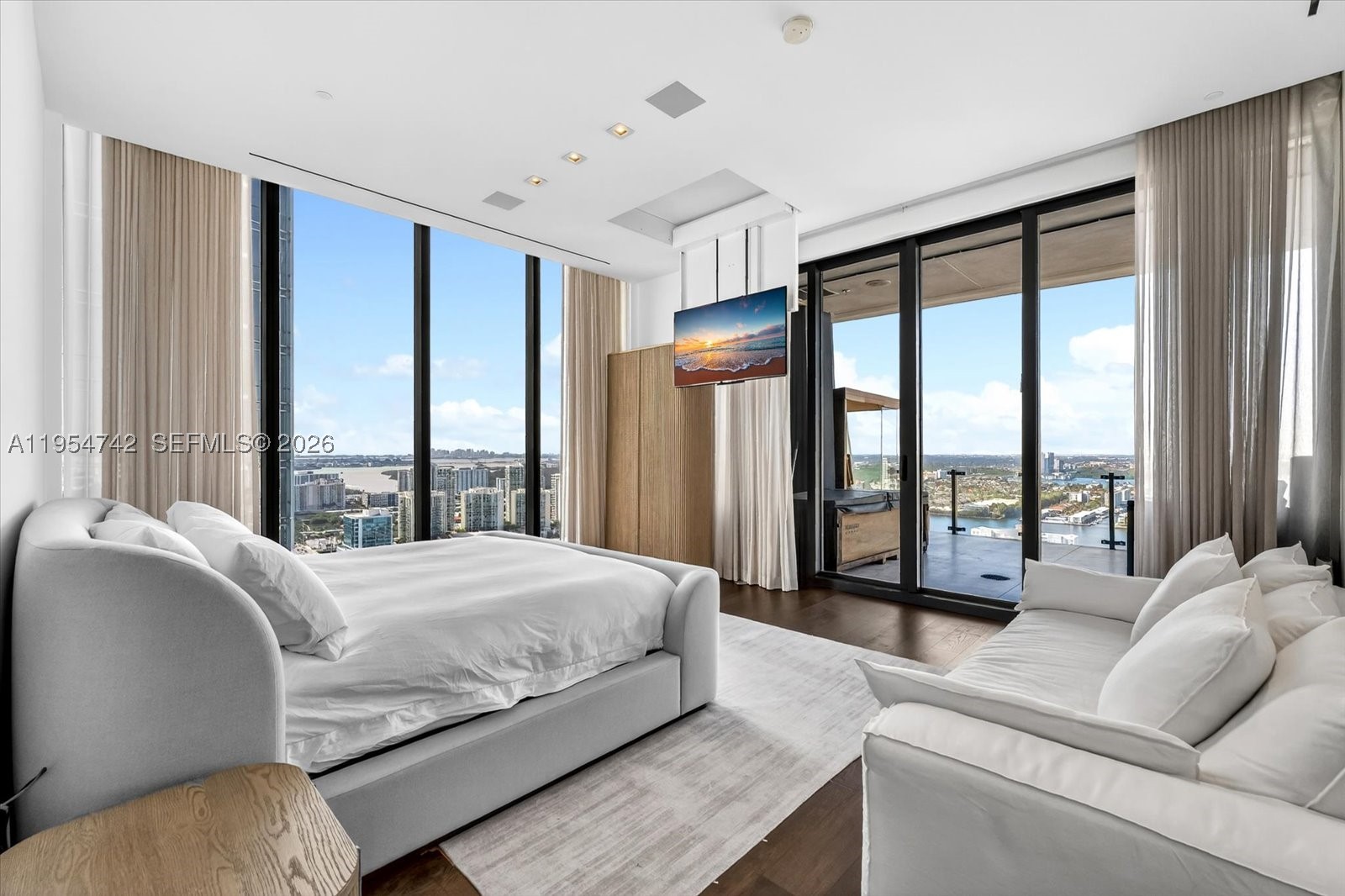17141 Collins Ave #2902, Sunny Isles Beach FL 33160
