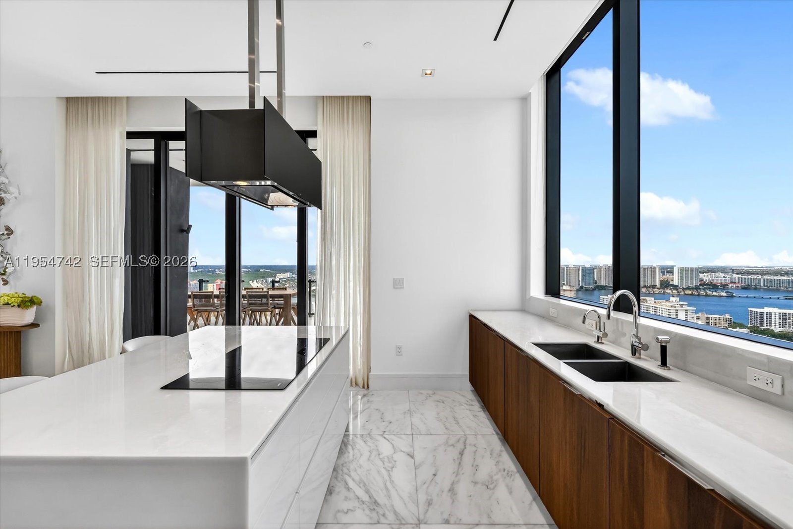 17141 Collins Ave #2902, Sunny Isles Beach FL 33160