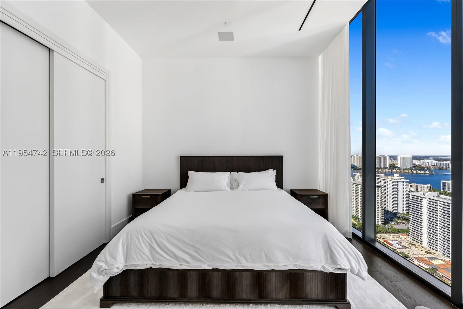 17141 Collins Ave #2902, Sunny Isles Beach FL 33160
