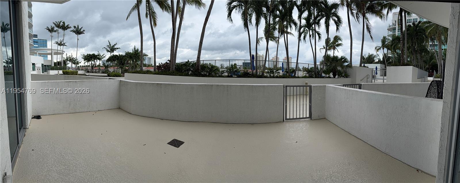 3029 NE 188th St #319, Aventura FL 33180