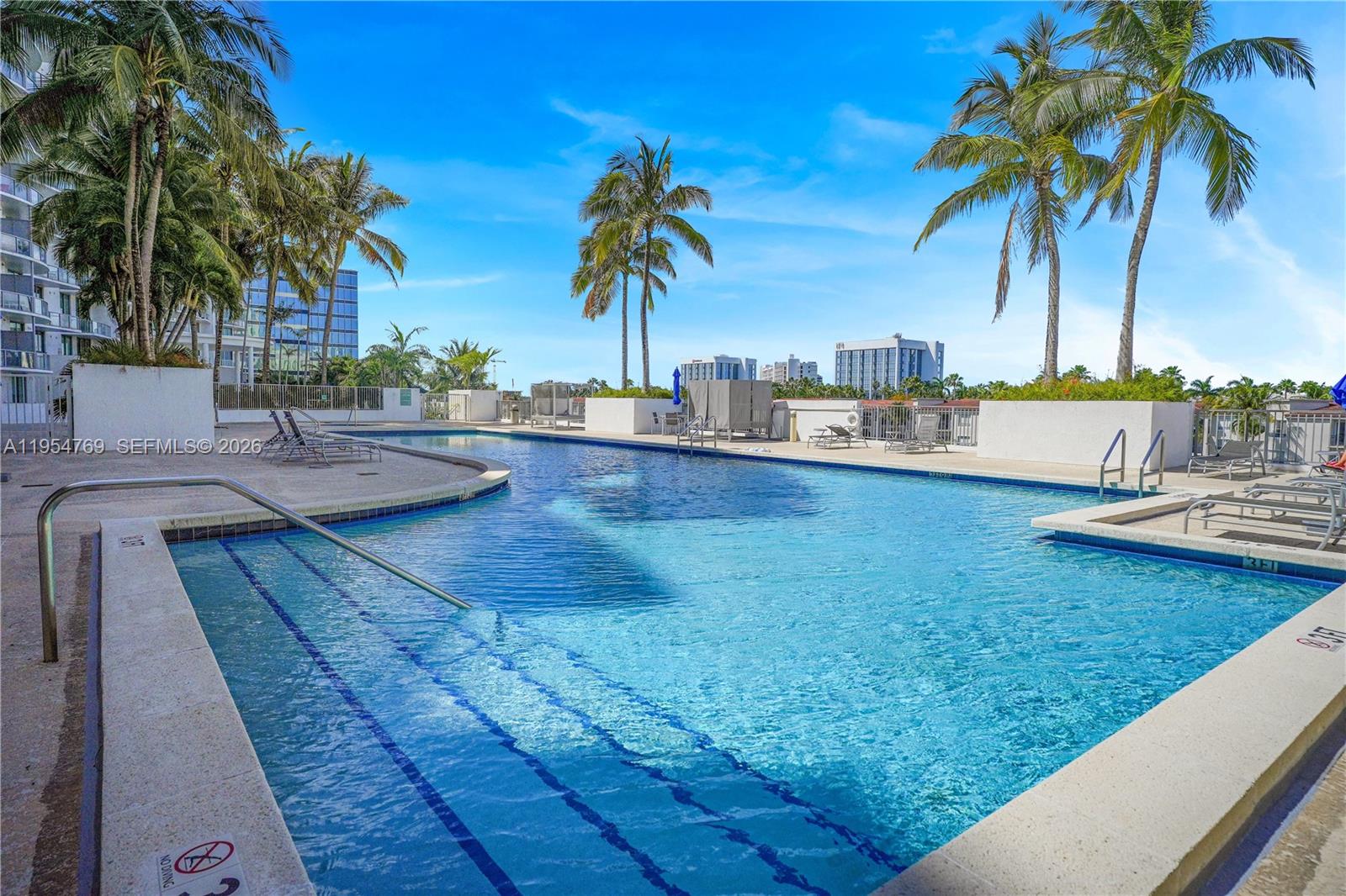 3029 NE 188th St #319, Aventura FL 33180