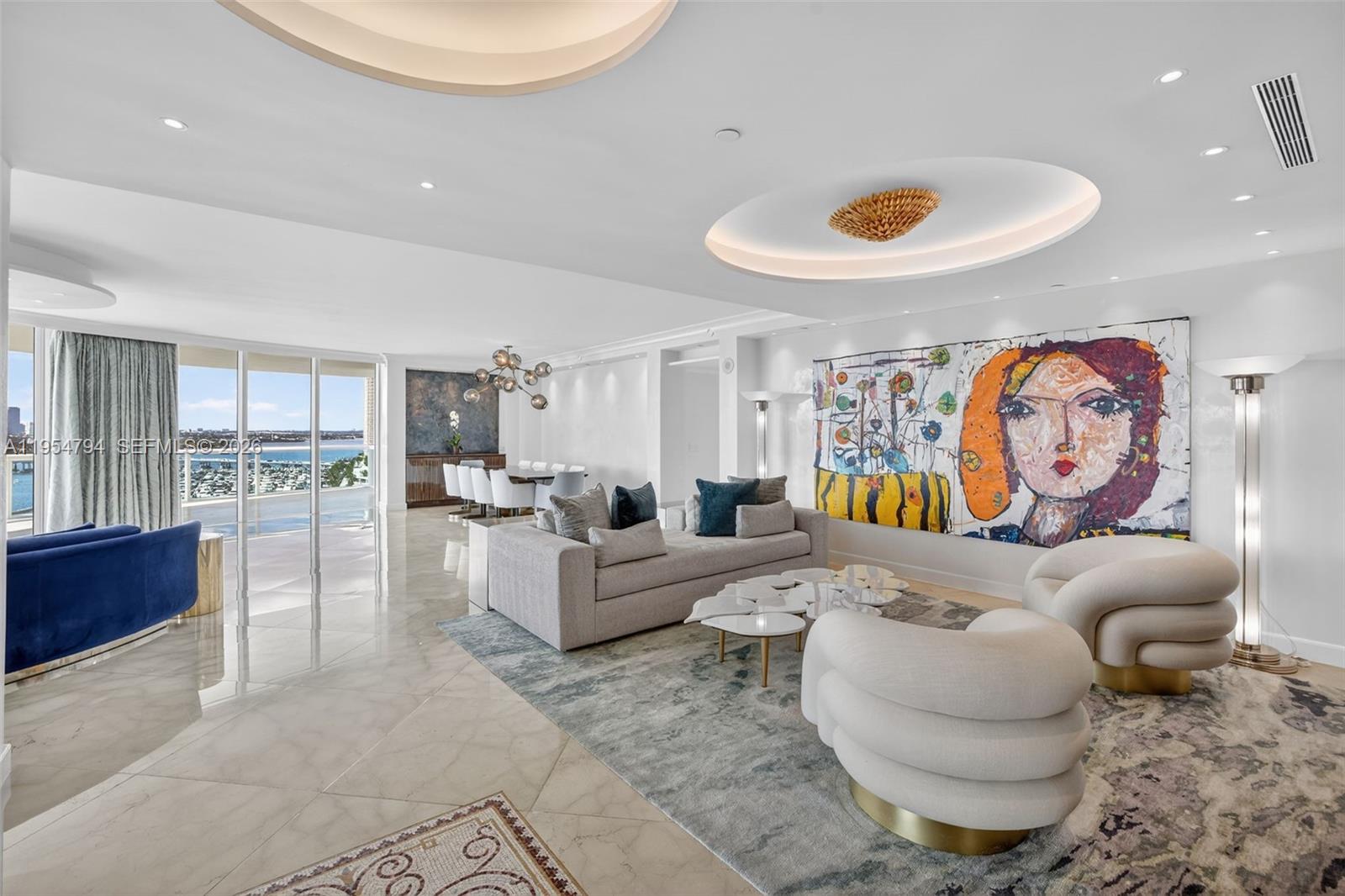 1000 S Pointe Dr #1501, Miami Beach FL 33139