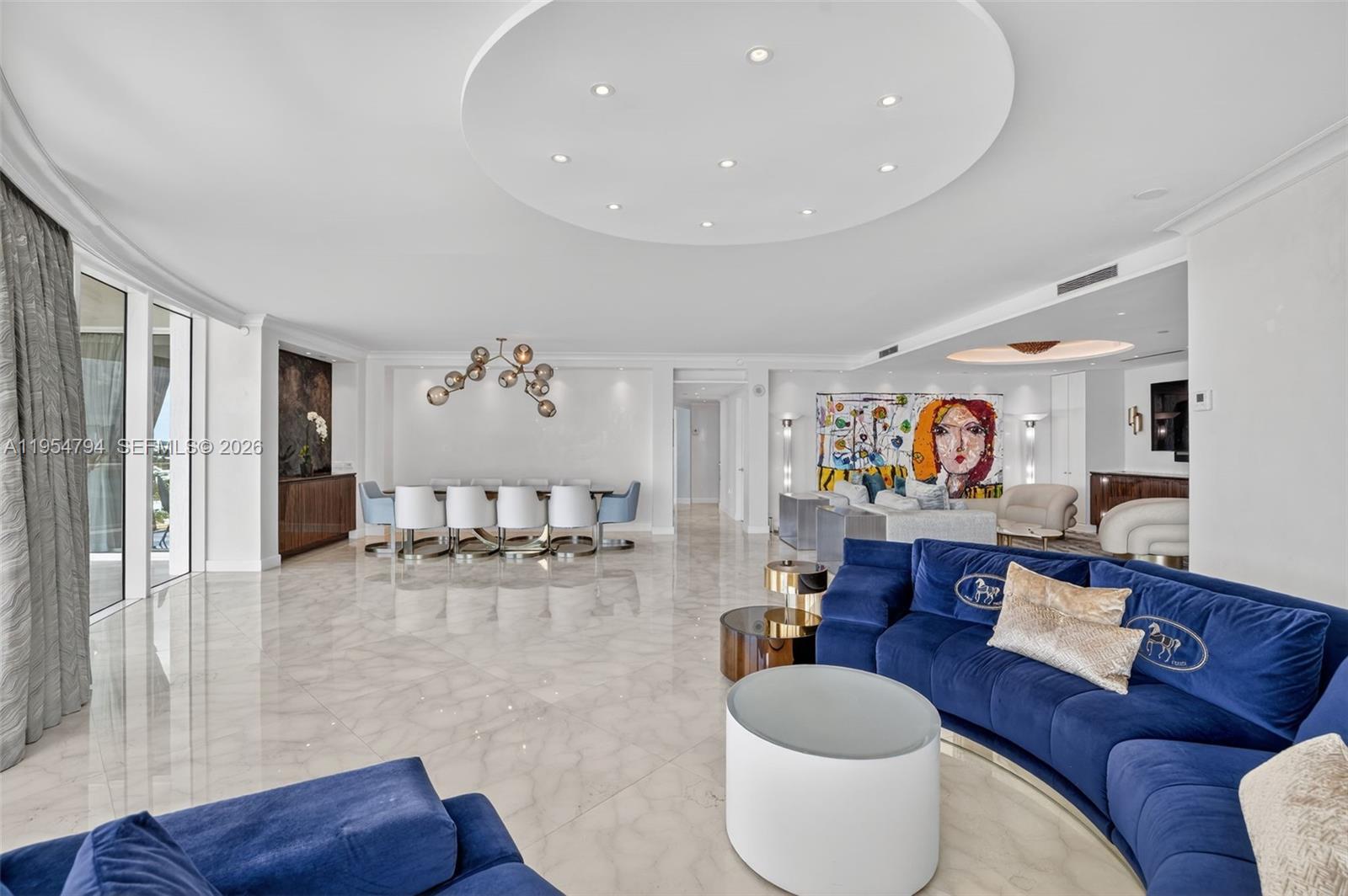 1000 S Pointe Dr #1501, Miami Beach FL 33139