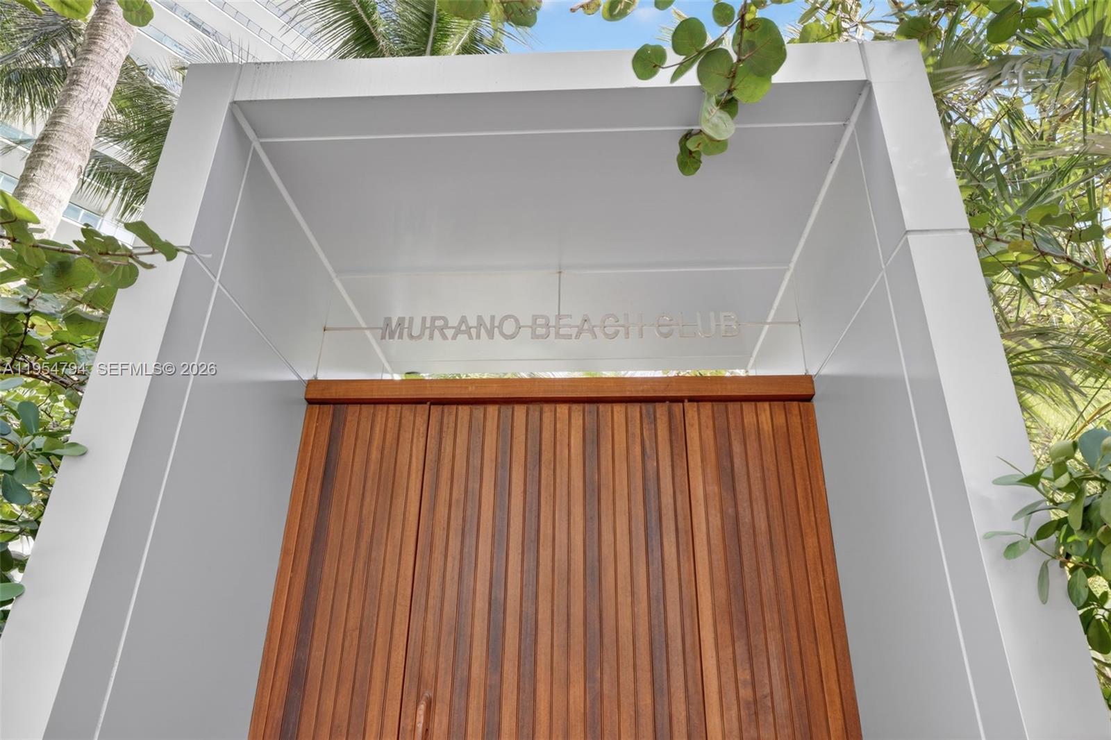 1000 S Pointe Dr #1501, Miami Beach FL 33139