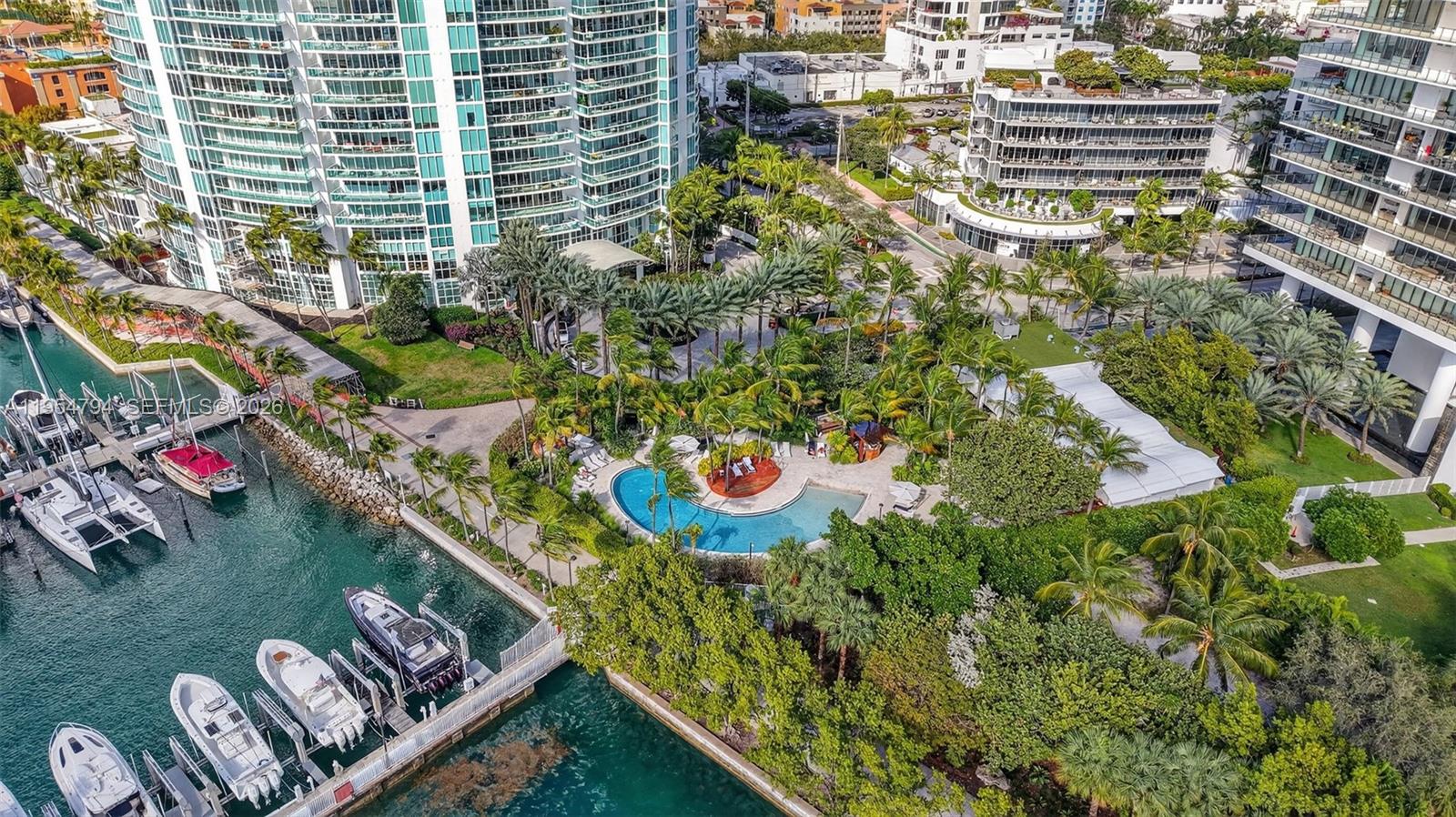 1000 S Pointe Dr #1501, Miami Beach FL 33139