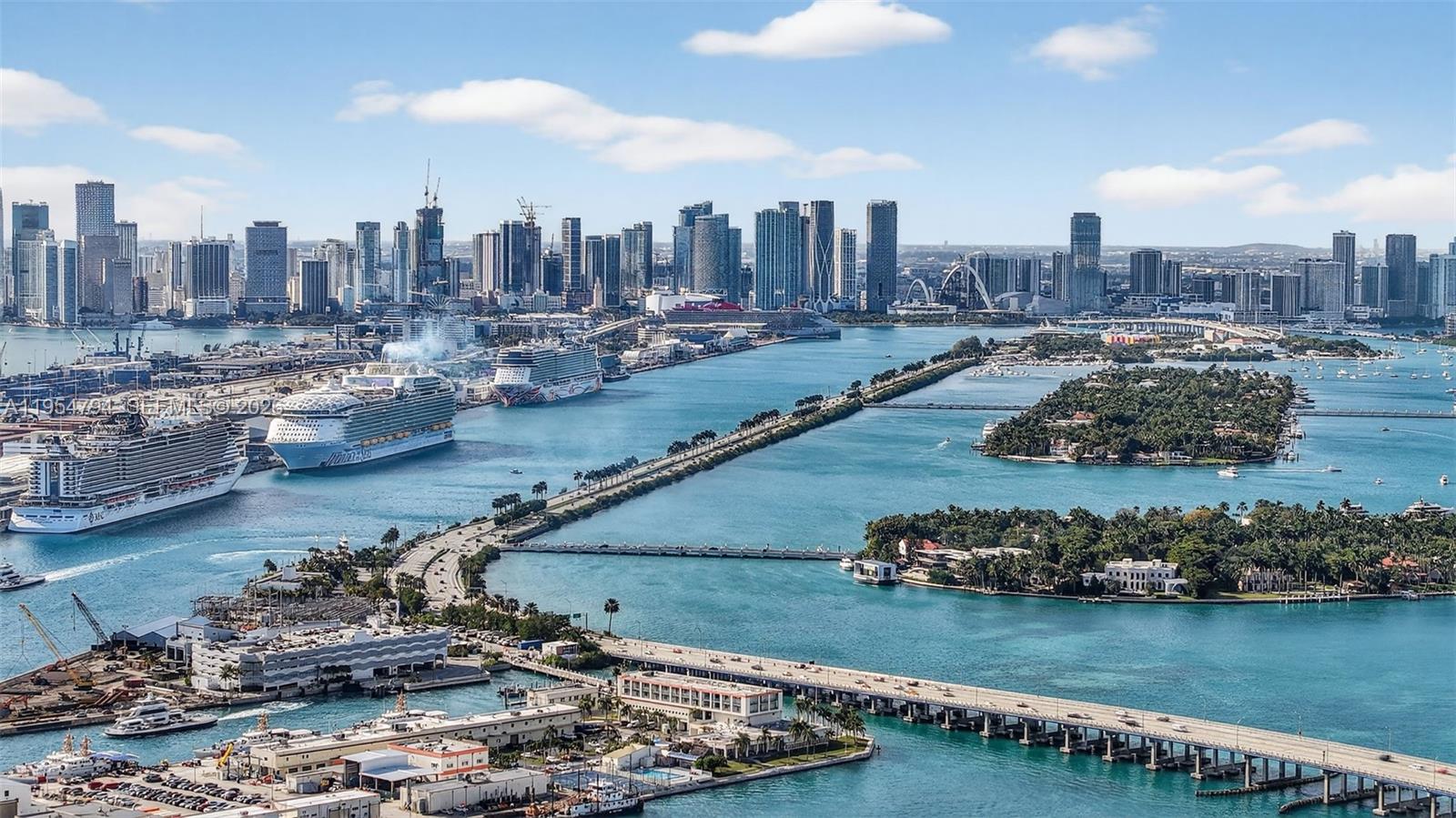 1000 S Pointe Dr #1501, Miami Beach FL 33139