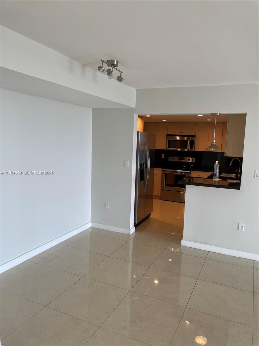 13155 Ixora Ct #901, North Miami FL 33181