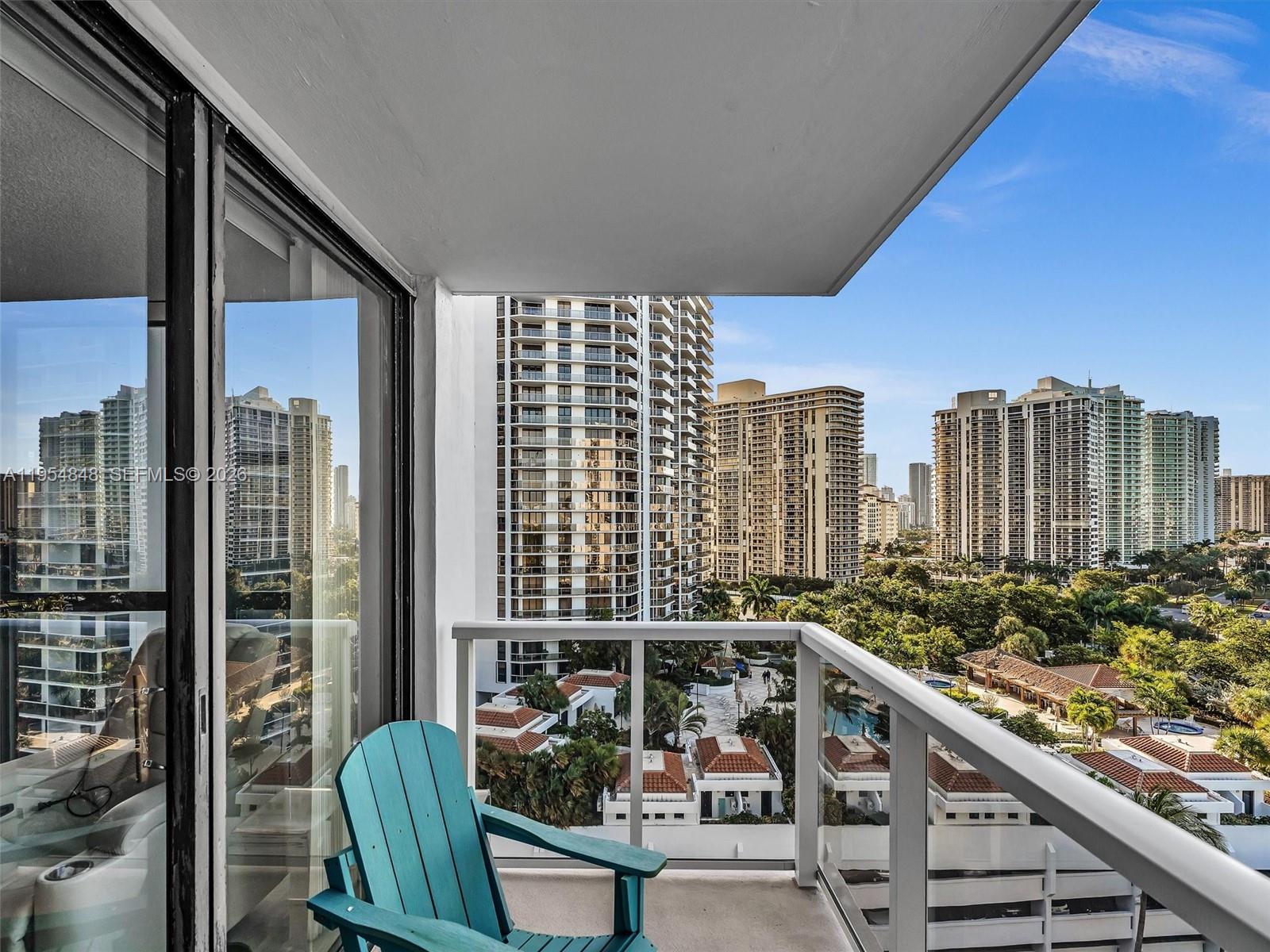 3731 N Country Club Dr #1223, Aventura FL 33180