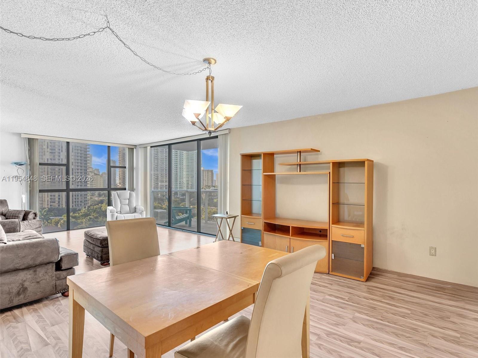 3731 N Country Club Dr #1223, Aventura FL 33180