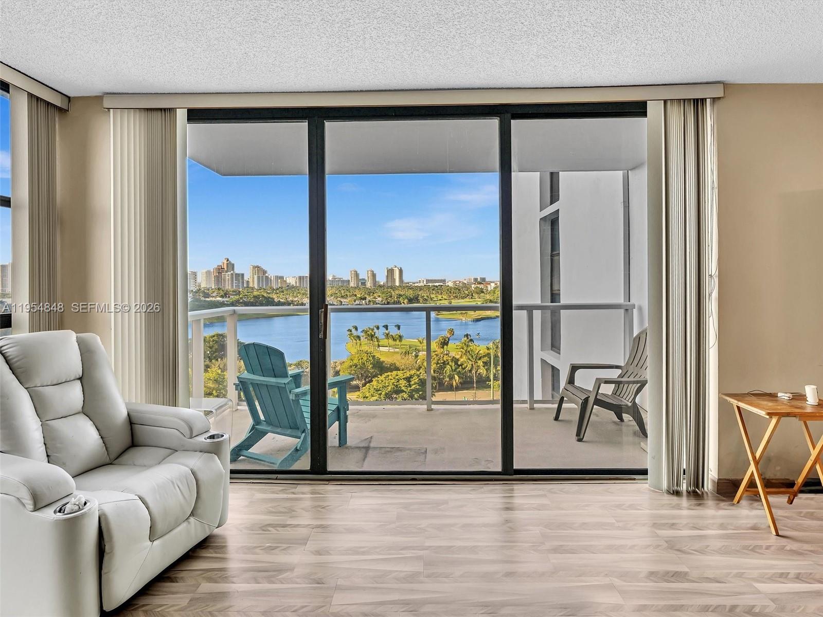 3731 N Country Club Dr #1223, Aventura FL 33180
