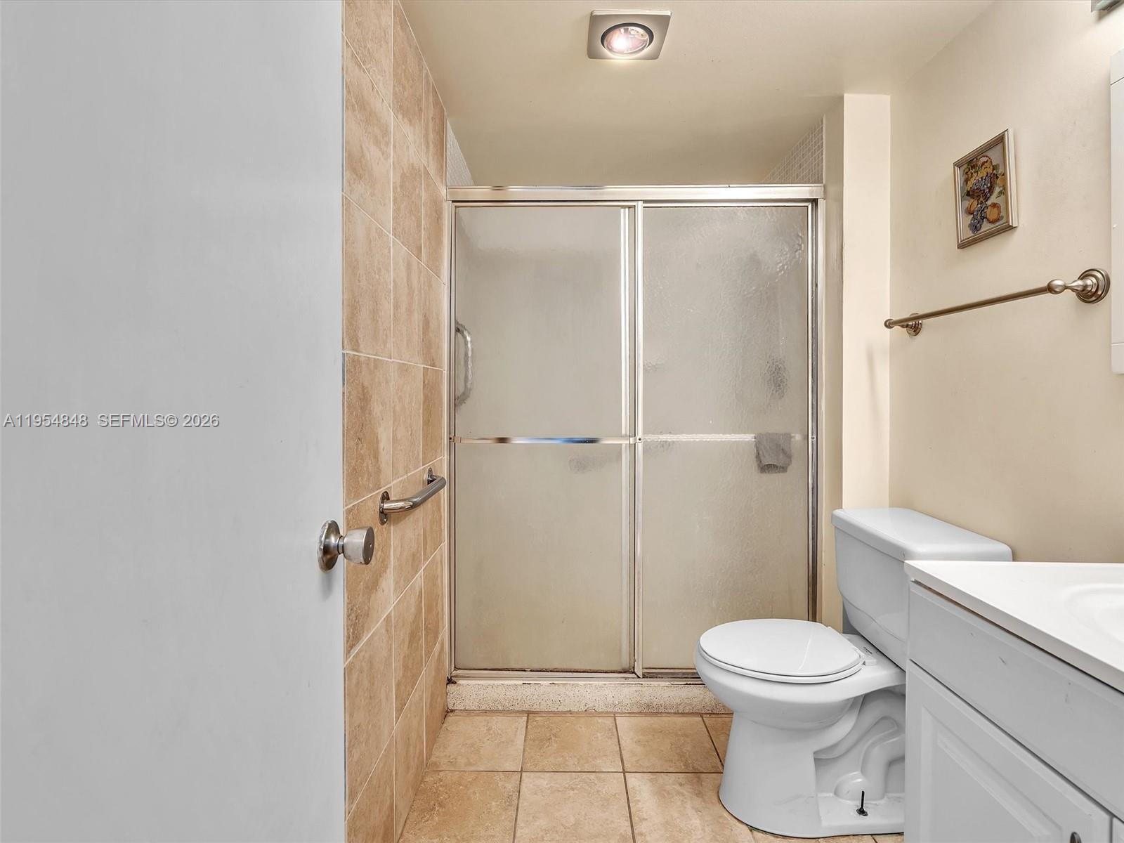 3731 N Country Club Dr #1223, Aventura FL 33180