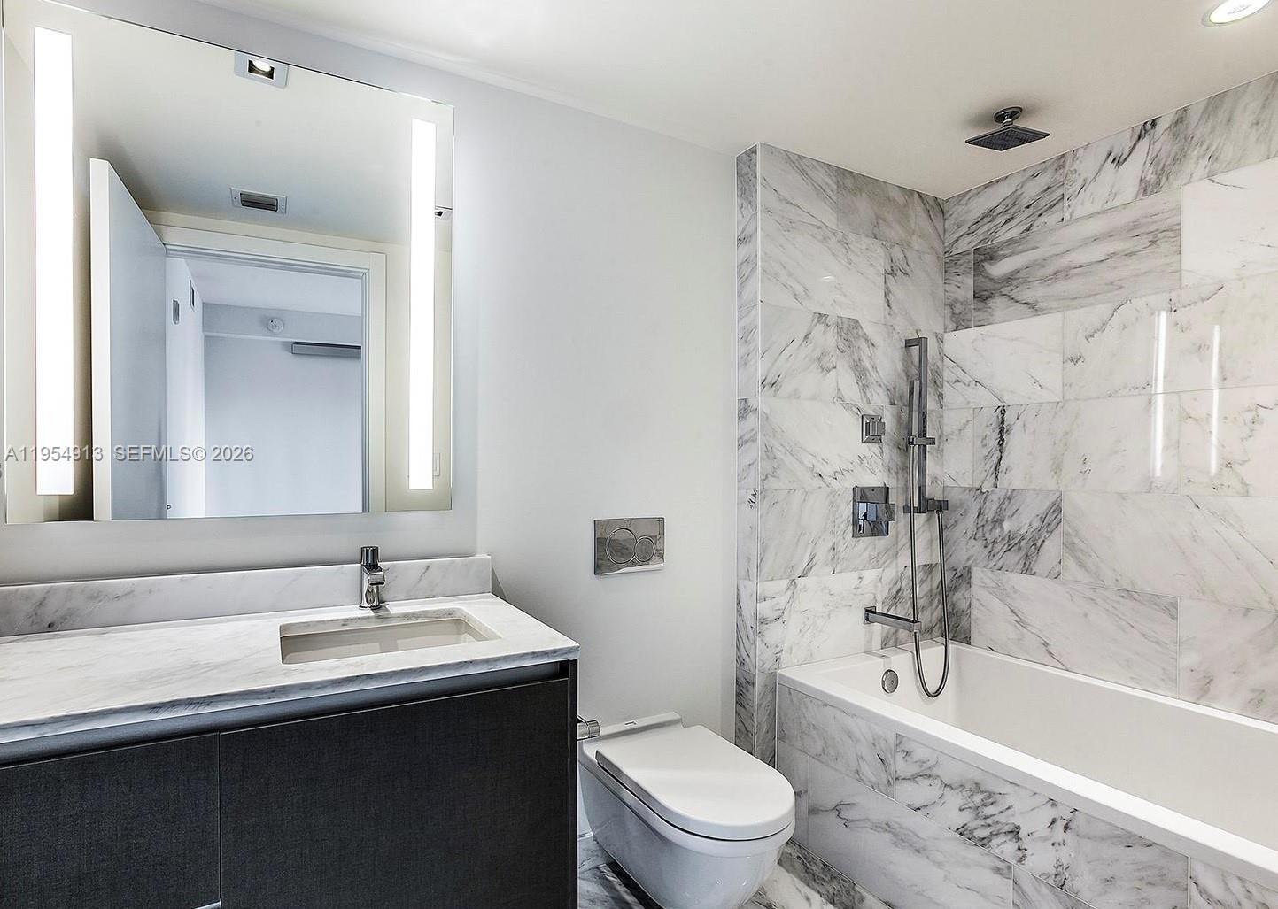 1451 Brickell Ave #1606, Miami FL 33131