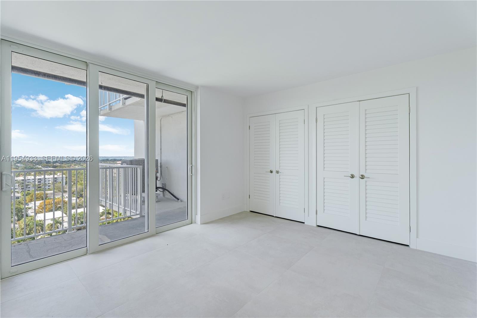 881 Ocean Dr #13C, Key Biscayne FL 33149