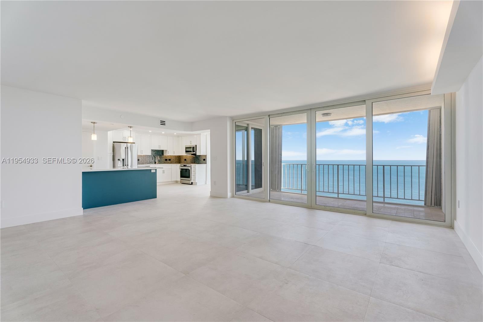 881 Ocean Dr #13C, Key Biscayne FL 33149