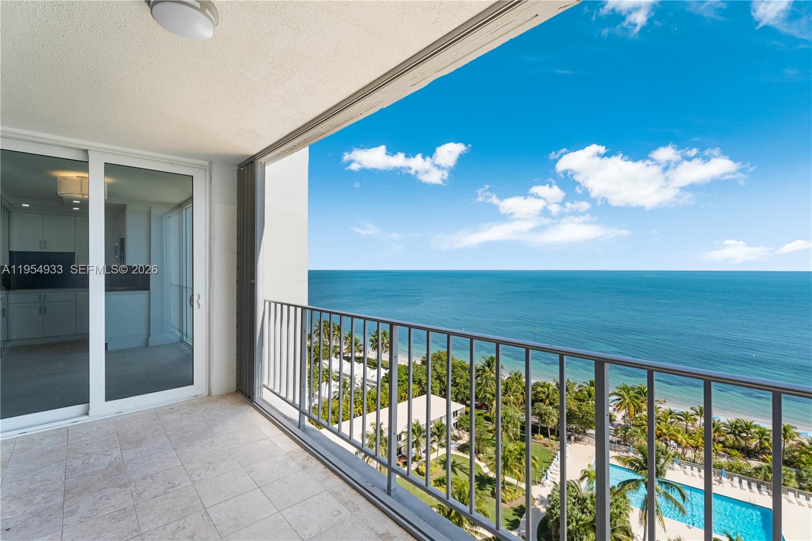 881 Ocean Dr #13C, Key Biscayne FL 33149