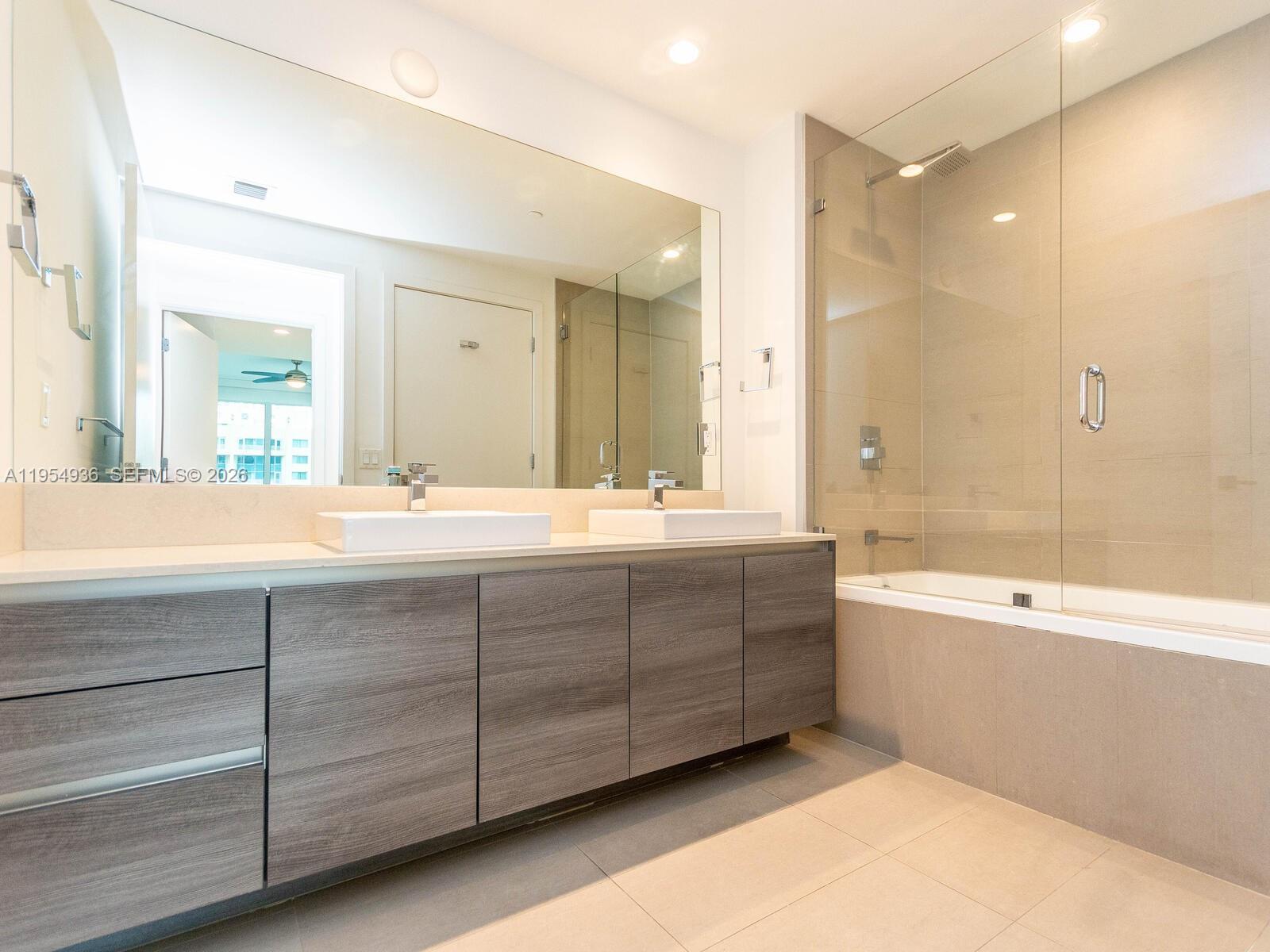 1080 BRICKELL AVE #1704, Miami FL 33131