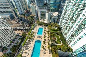 950 Brickell Bay Dr #200, Miami FL 33131