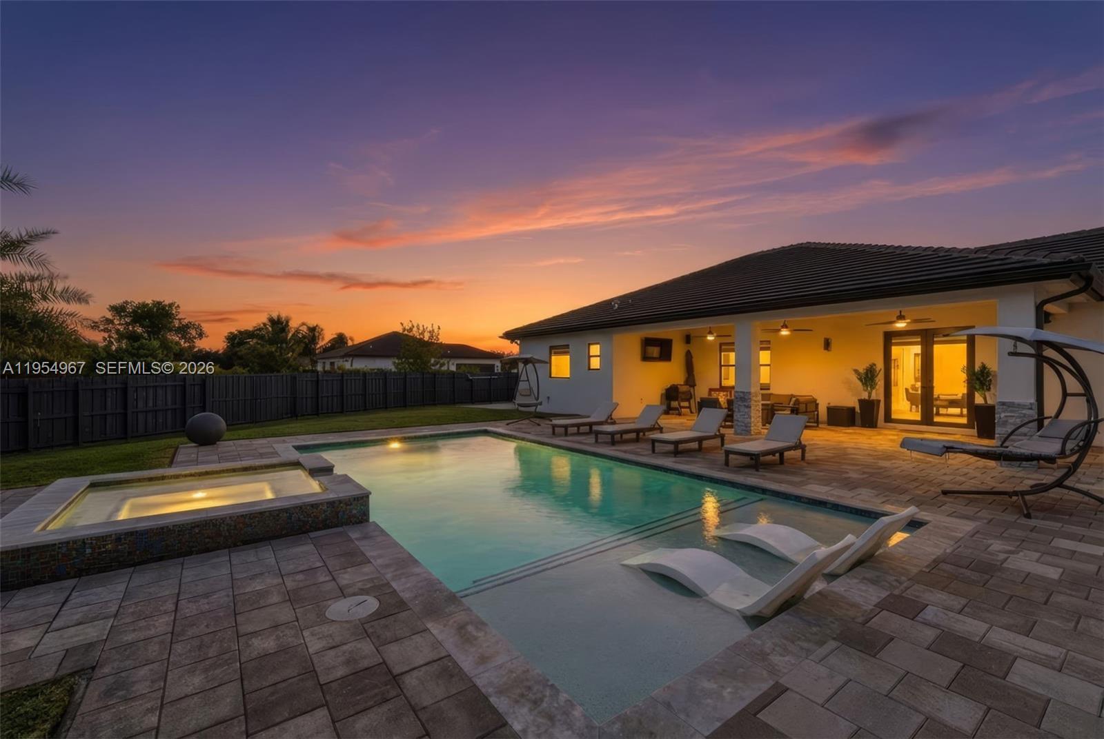 1410 NW 19th St, Homestead FL 33030