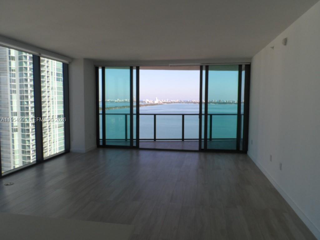 460 NE 28 ST #2501, Miami FL 33137