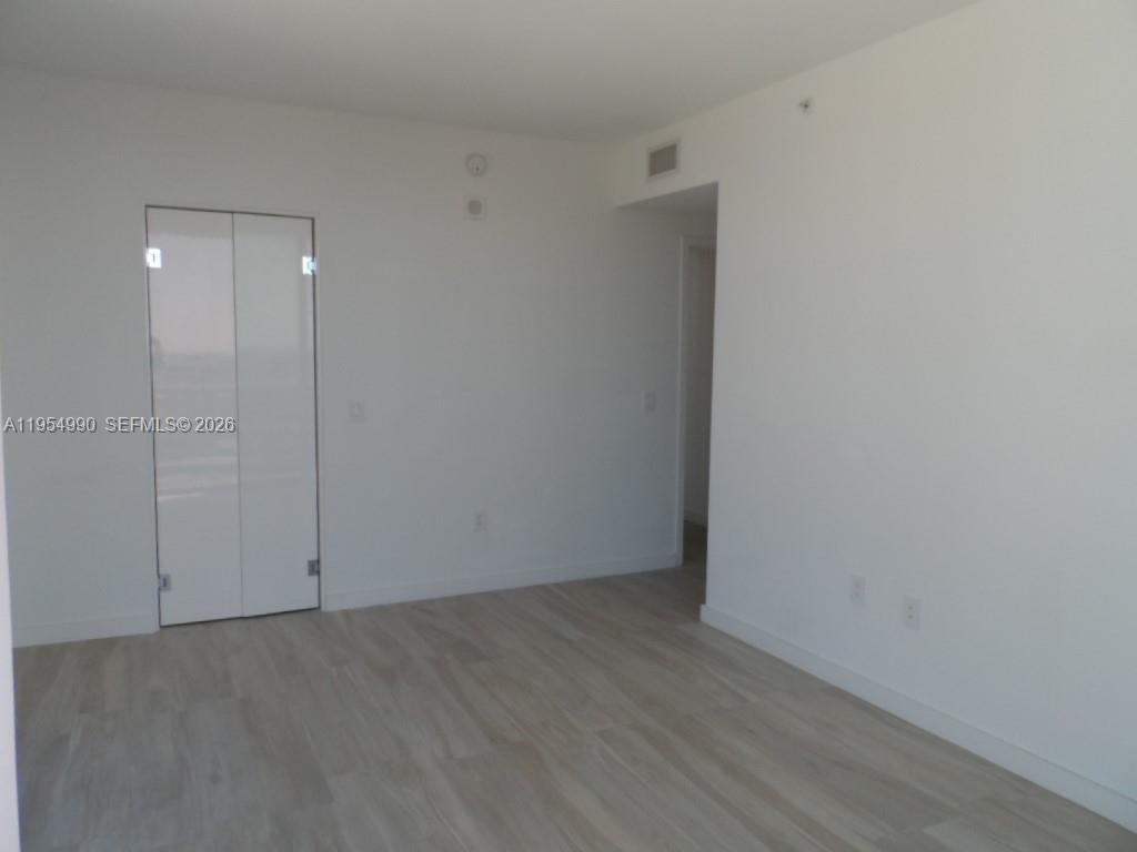 460 NE 28 ST #2501, Miami FL 33137
