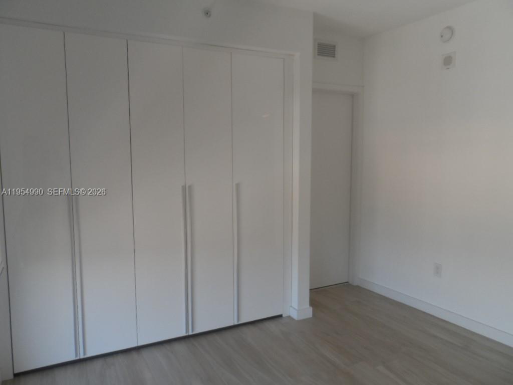 460 NE 28 ST #2501, Miami FL 33137