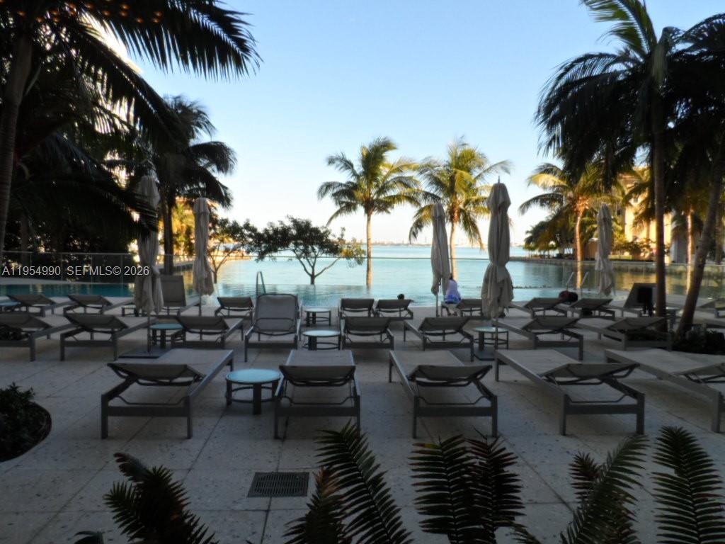 460 NE 28 ST #2501, Miami FL 33137