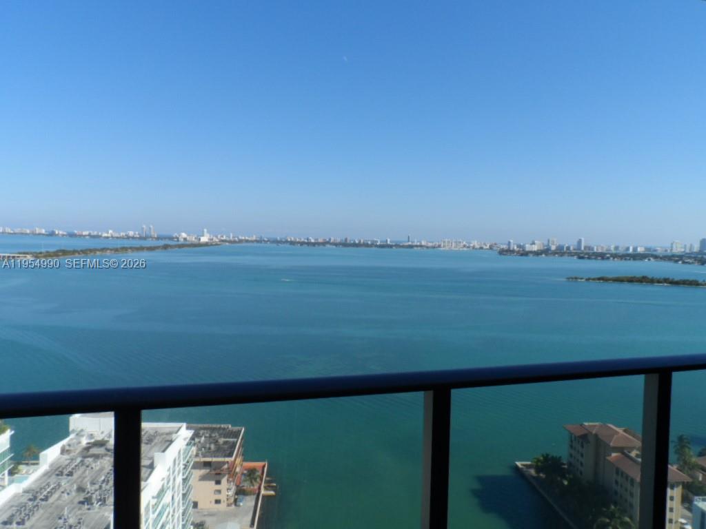 460 NE 28 ST #2501, Miami FL 33137