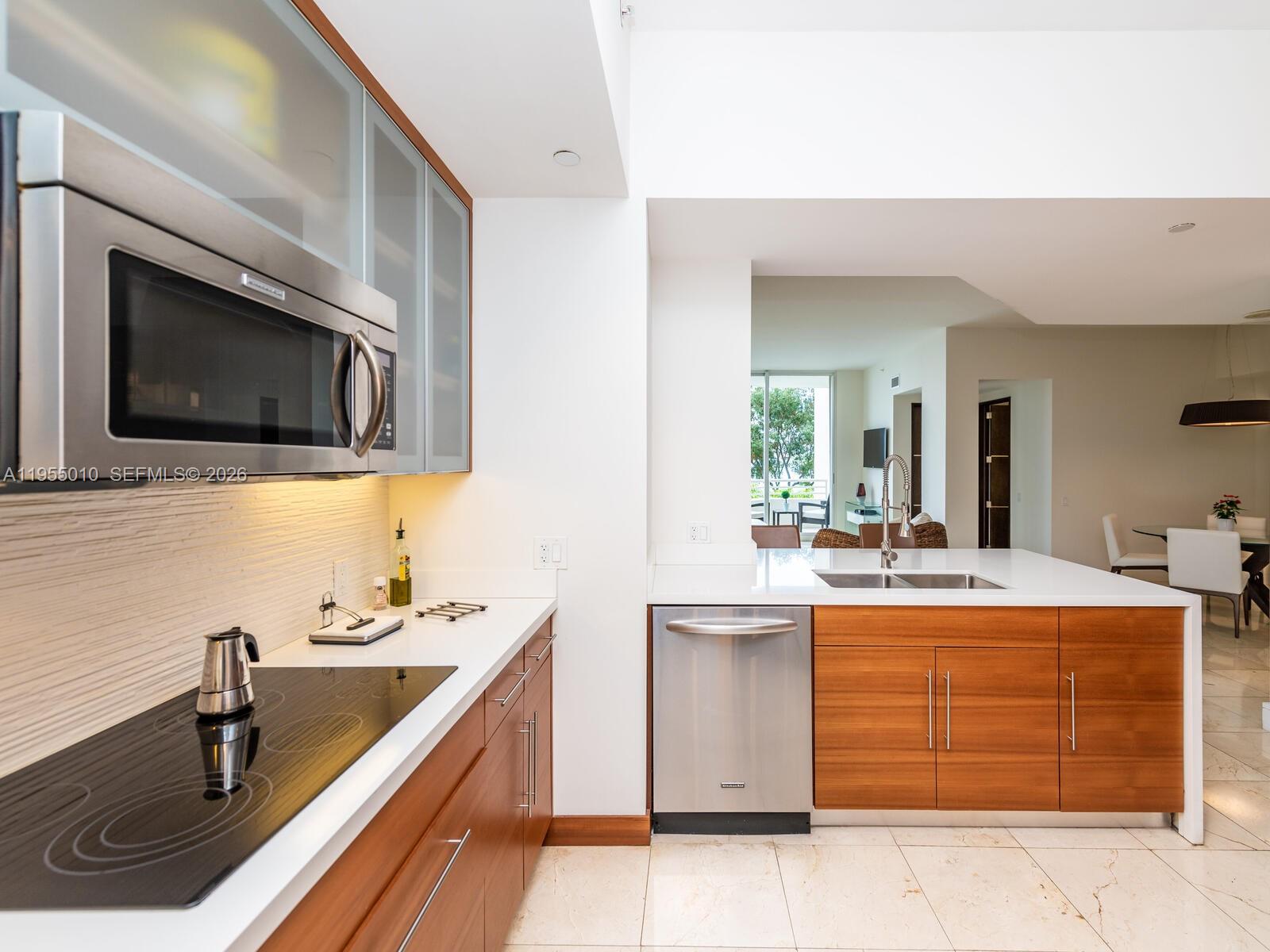 888 Brickell Key Dr #210, Miami FL 33131