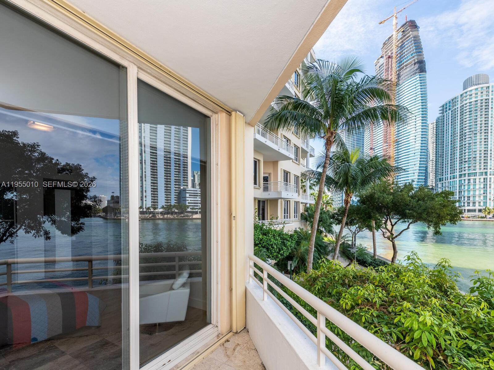 888 Brickell Key Dr #210, Miami FL 33131