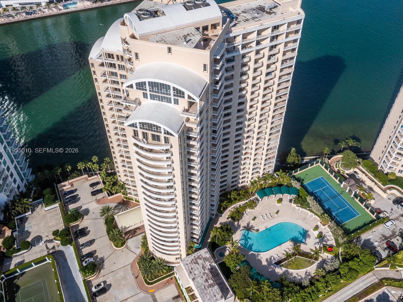888 Brickell Key Dr #210, Miami FL 33131