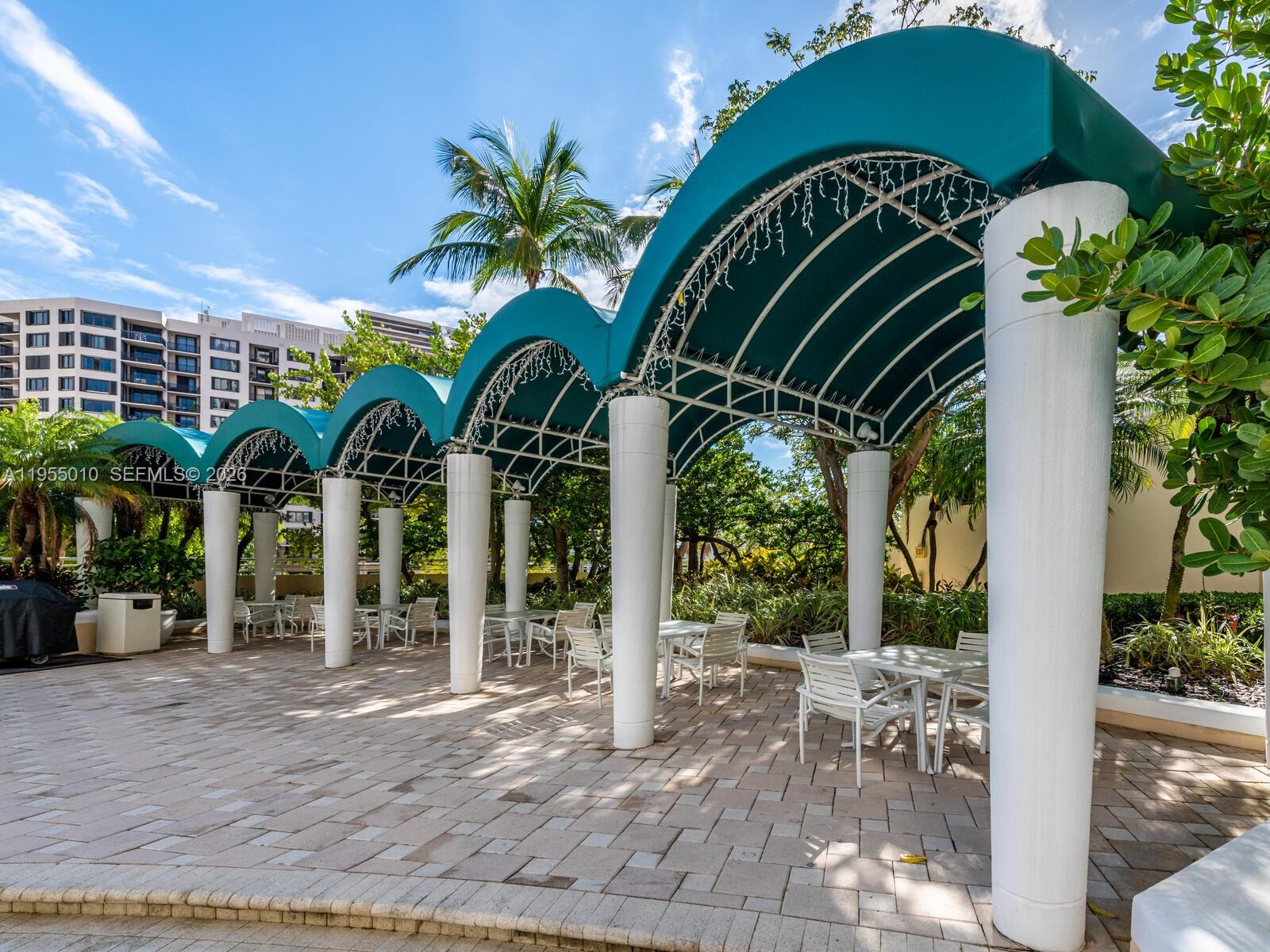 888 Brickell Key Dr #210, Miami FL 33131