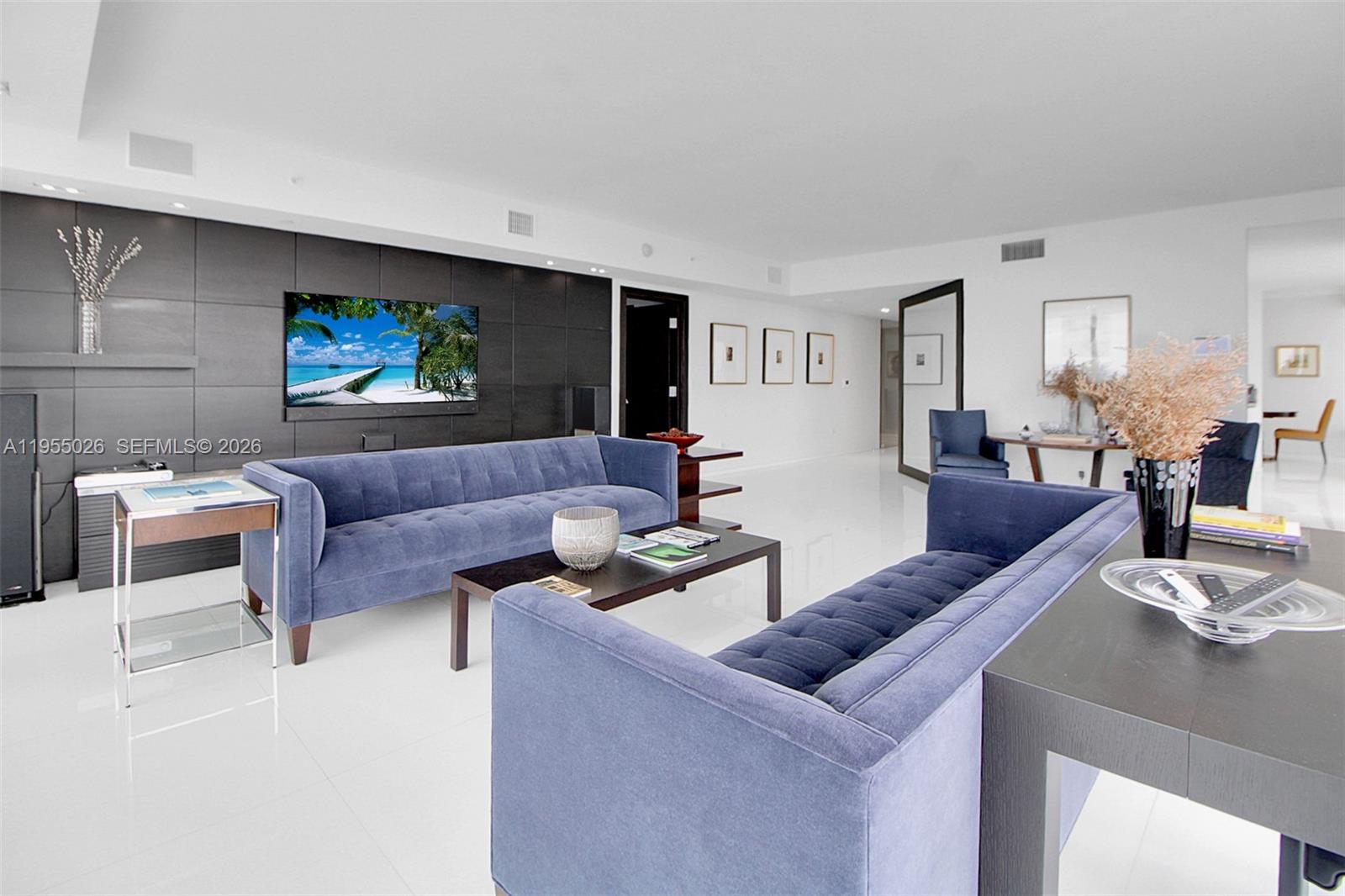 1331 Brickell Bay Dr #4201, Miami FL 33131