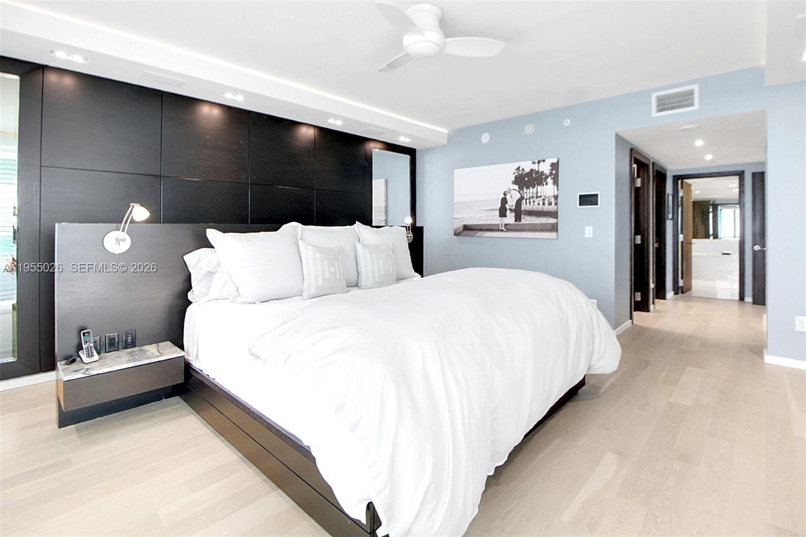 1331 Brickell Bay Dr #4201, Miami FL 33131