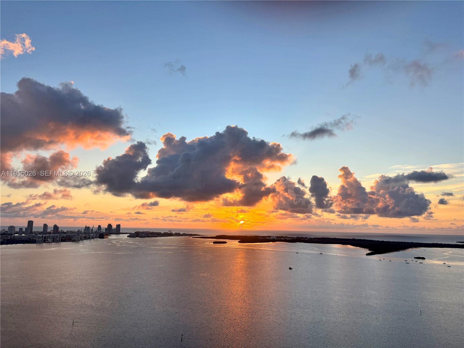1331 Brickell Bay Dr #4201, Miami FL 33131
