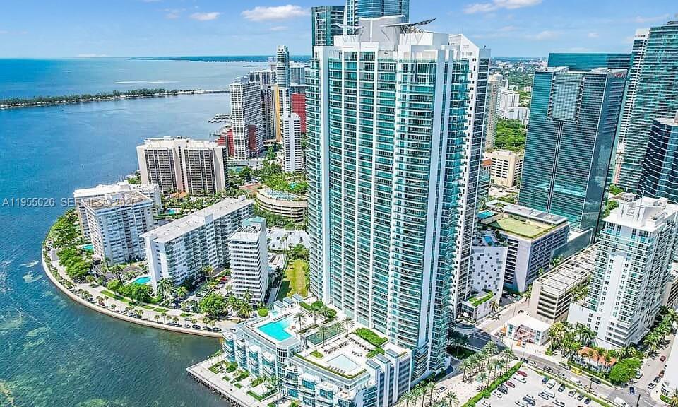 1331 Brickell Bay Dr #4201, Miami FL 33131