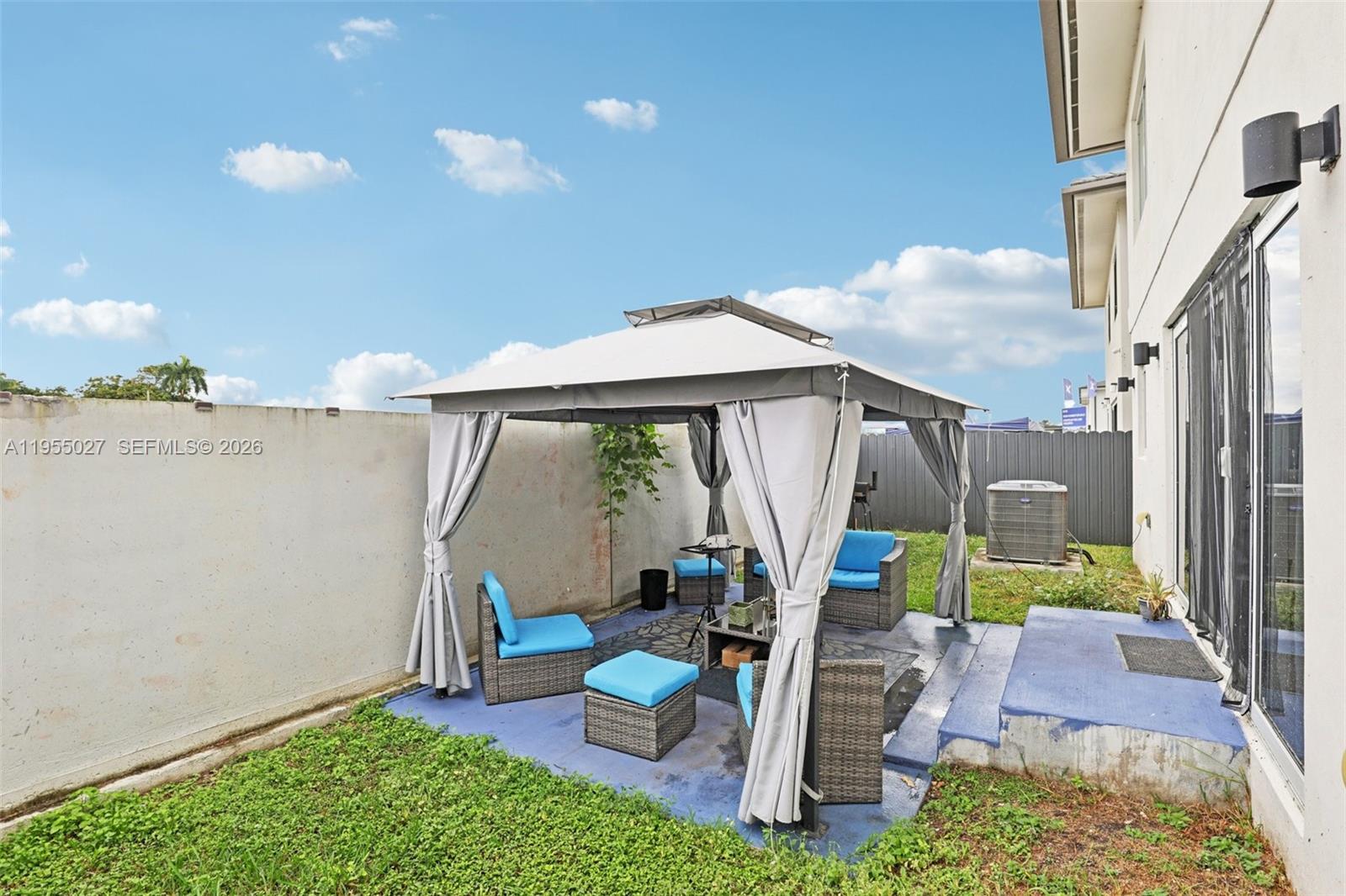 1191 NW 1st St, Florida City FL 33034