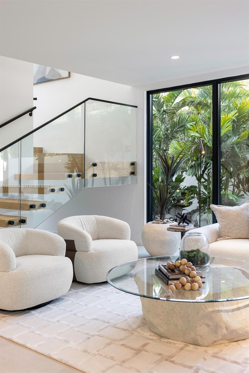 30 Samana Dr, Coconut Grove FL 33133