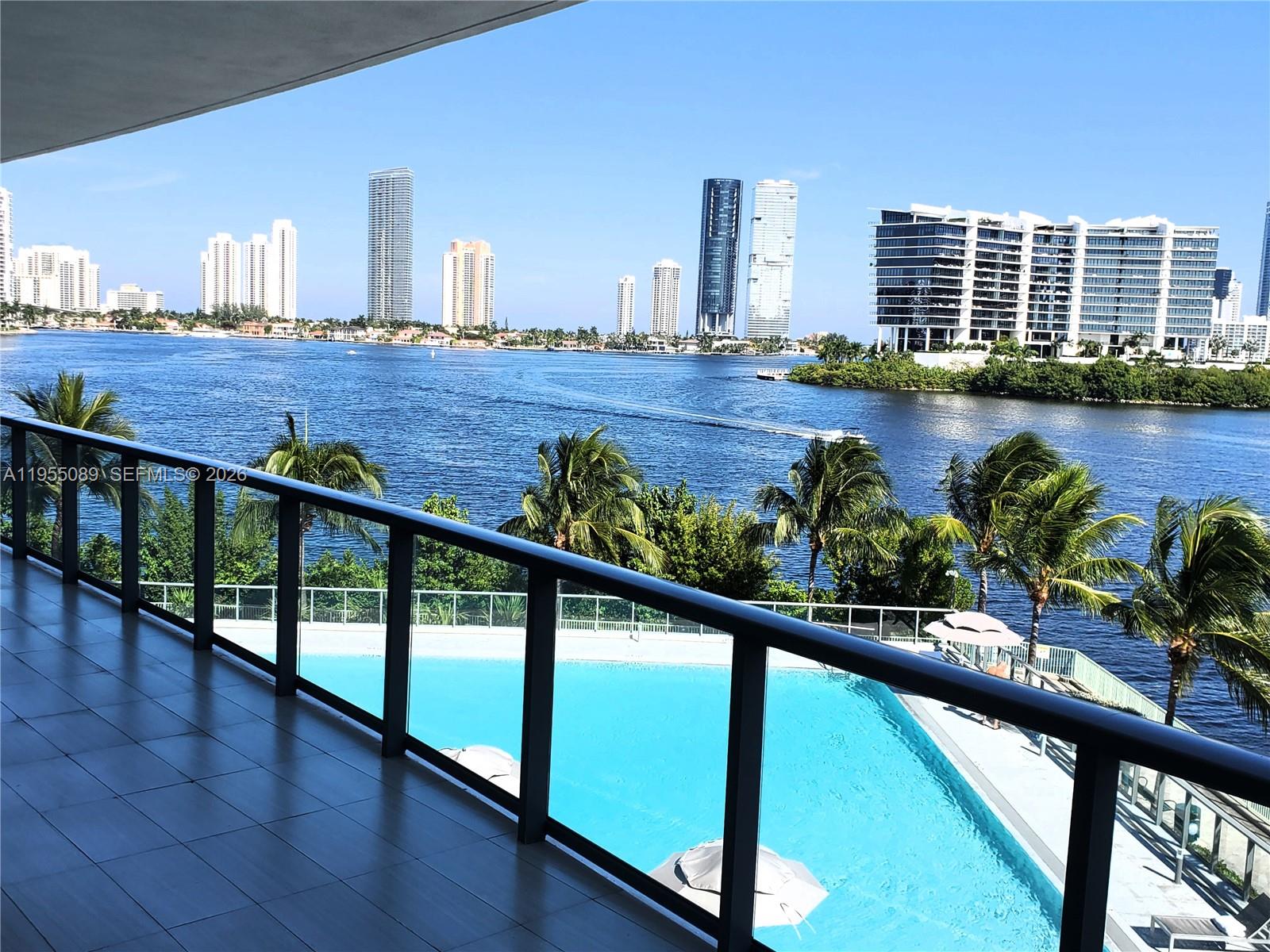 3300 NE 188th St #315, Aventura FL 33180