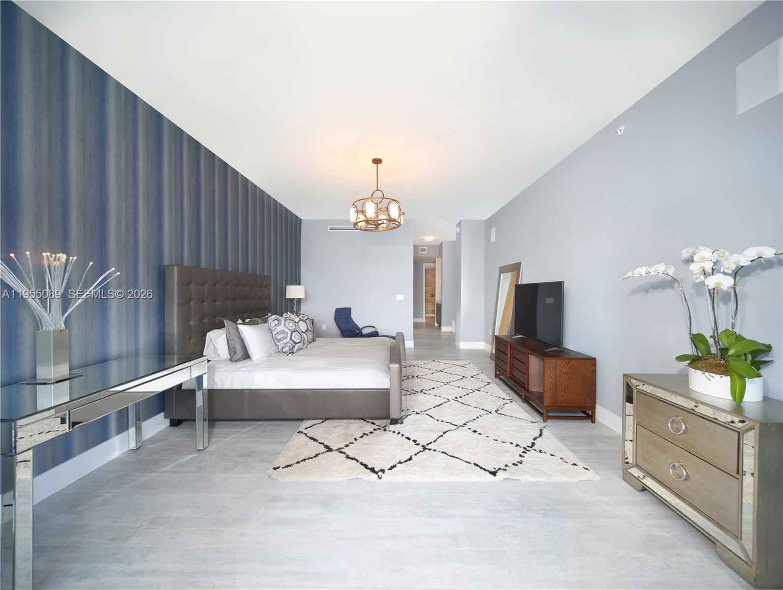 3300 NE 188th St #315, Aventura FL 33180